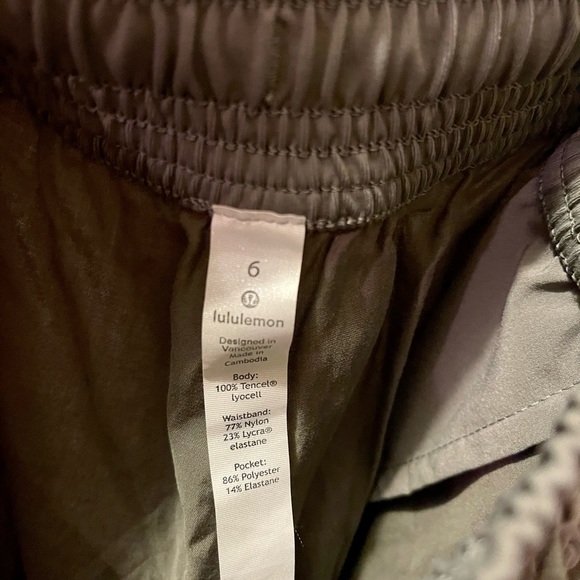 Lululemon High-Waisted Shorts - Picture 3 of 3